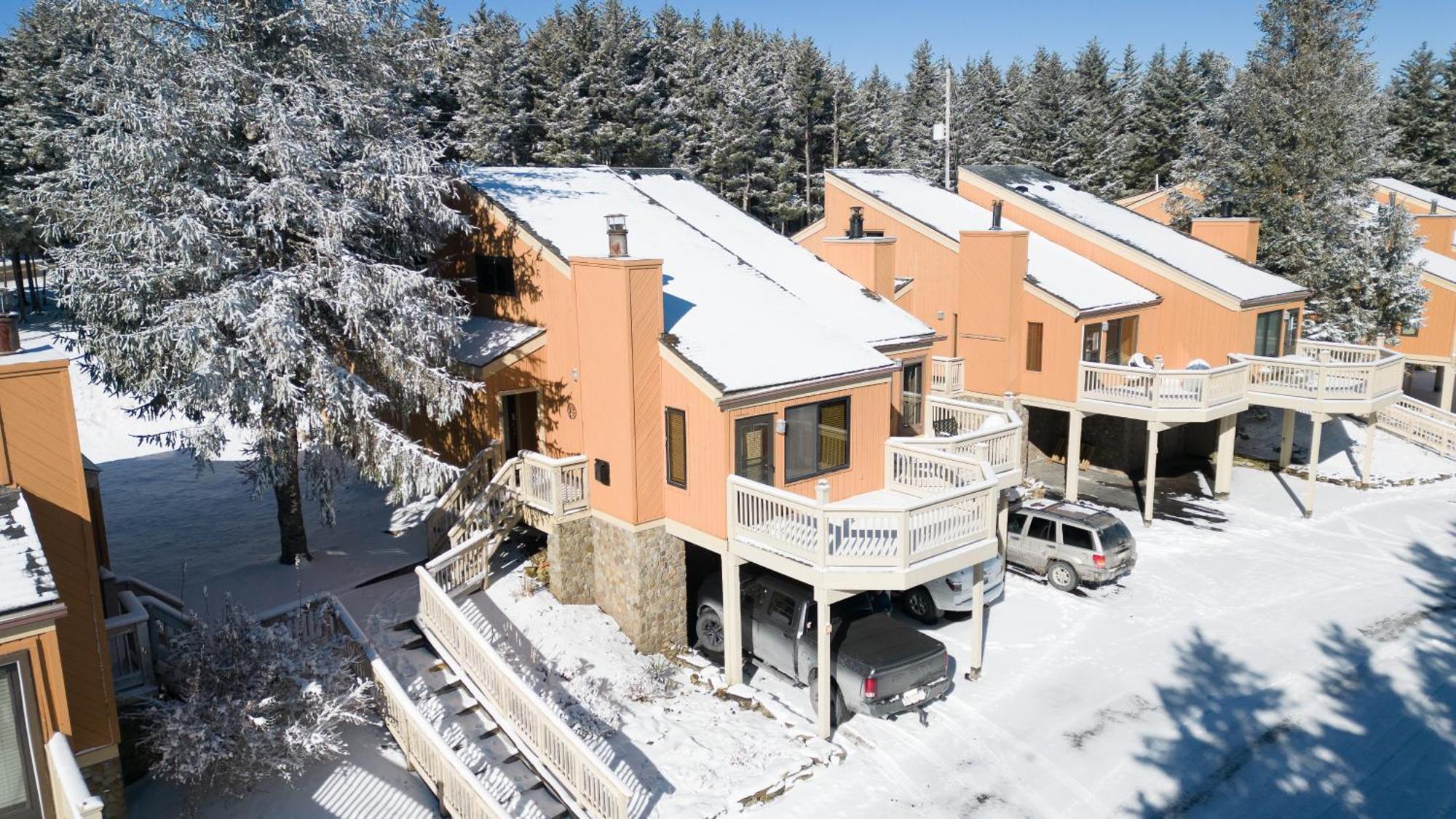 Wabasso 8 Cozy Snowshoe Retreat Covered Ez Parking Wifi Deck Экстерьер фото